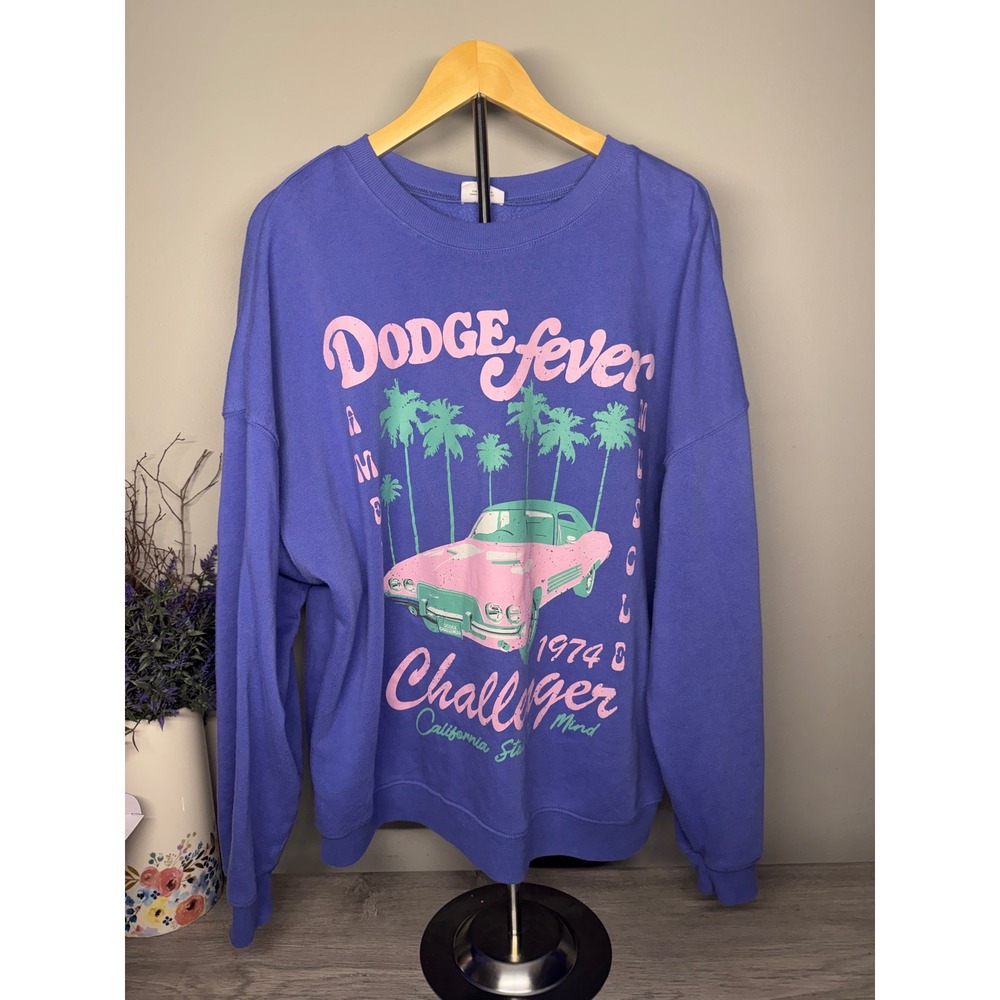 Dodge Fever 1974 Challenger Graphic Sweatshirt Purple Womens XL Retro Muscle Car